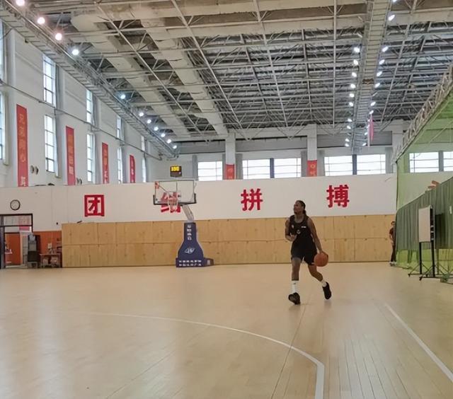 敏捷性训练对篮球比赛表现的影响及解决方案_1